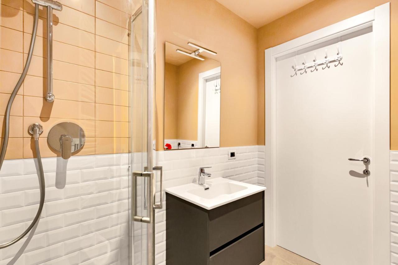 부치나스코 Alessia'S Flat - Naviglio Grande 2 아파트 외부 사진