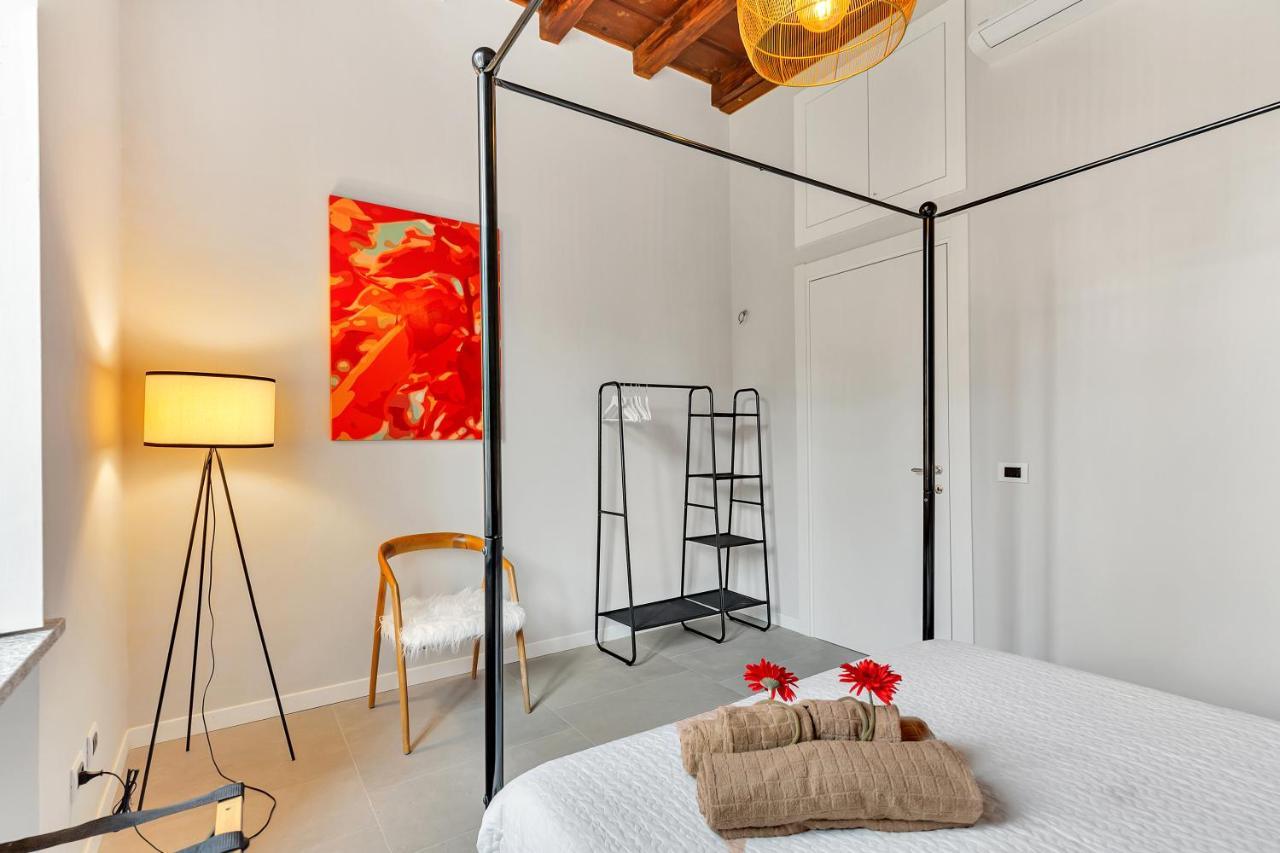 부치나스코 Alessia'S Flat - Naviglio Grande 2 아파트 외부 사진